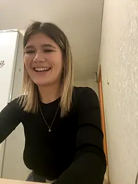   Emely   online show from 10-24-25, 05:12