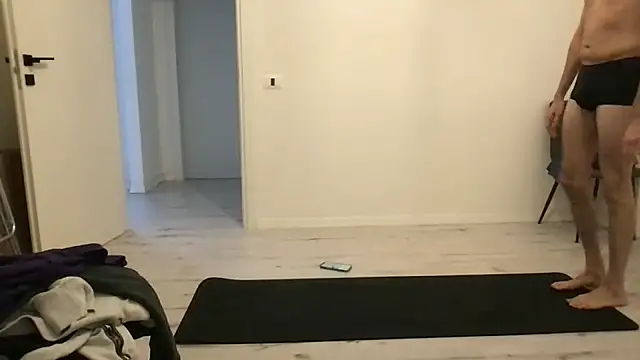 LukaShyGuy online show from 11-25-25, 06:30