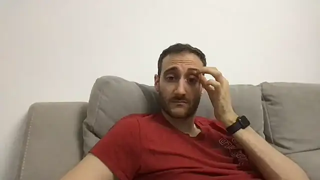 Snapshot of LukaShyGuy chatting on 05-28-26, 08:37 LukaShyGuy online show from 05-28-26, 08:37