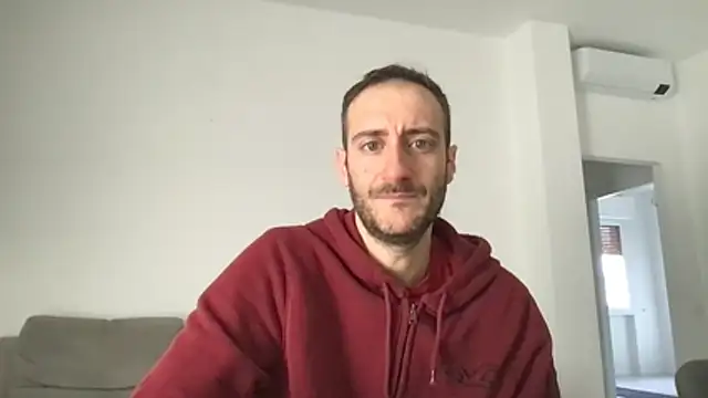 LukaShyGuy online show from 11-19-25, 08:14