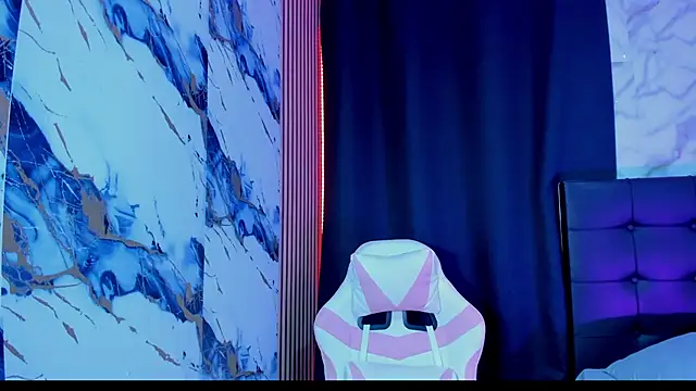 Scarlet DLuce online show from 02-05-26, 08:54