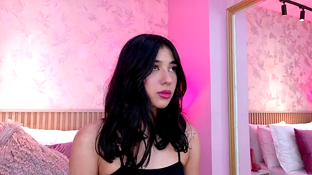 AdelineJhones online show from 11-18-25, 05:49