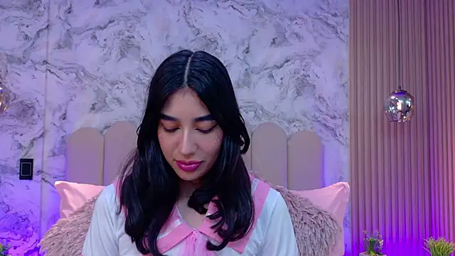 AdelineJhones online show from 10-25-25, 01:45