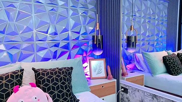 AdelineJhones online show from 03-20-26, 02:07