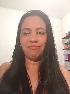 LeilaTaylor online show from 11-04-25, 06:22