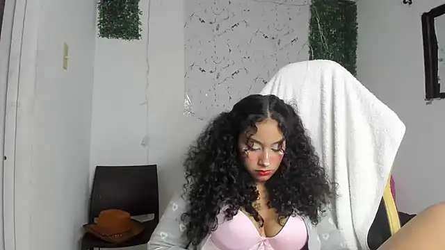 emily stars1 online show from 02-03-26, 12:54