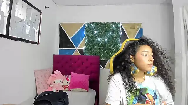 emily stars1 online show from 02-12-26, 09:03