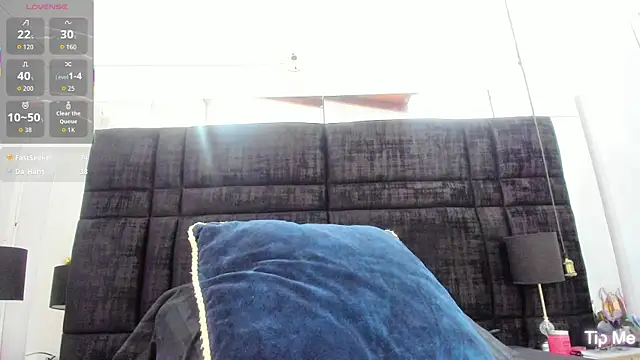 EmmadaSilva online show from 04-06-26, 07:26