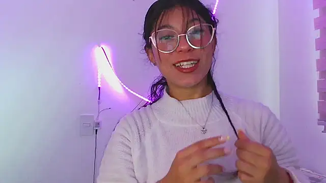 LissyM online show from 04-13-26, 10:03