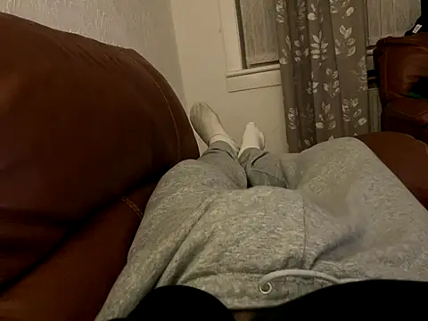 irnbru77 online show from 11-11-25, 09:09