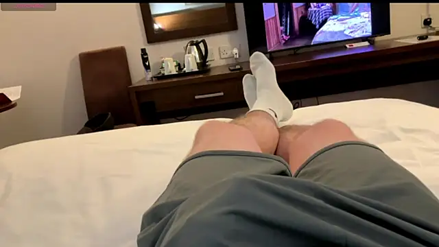 Snapshot of irnbru77 chatting on 06-19-26, 07:25 irnbru77 online show from 06-19-26, 07:25