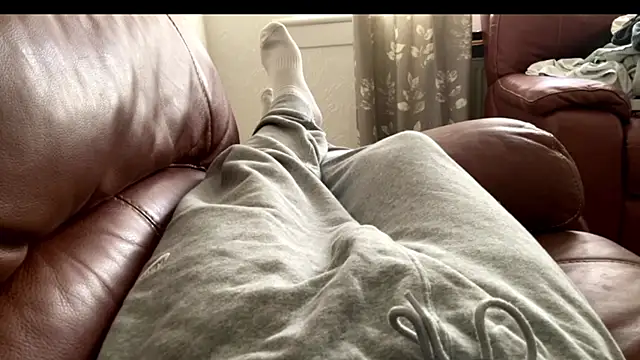 irnbru77 online show from 11-24-25, 01:22