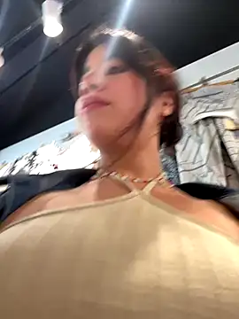 LisaMartinez34 online show from 12-04-25, 06:51