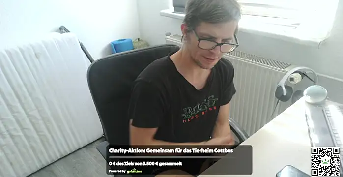 StephPra94 online show from 06-08-26, 01:00