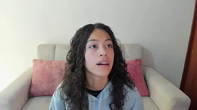 emily jonessxx online show from 11-05-25, 04:54