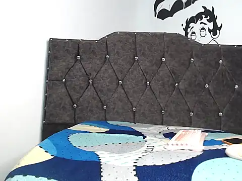 LiamANDJordan online show from 05-17-26, 02:00