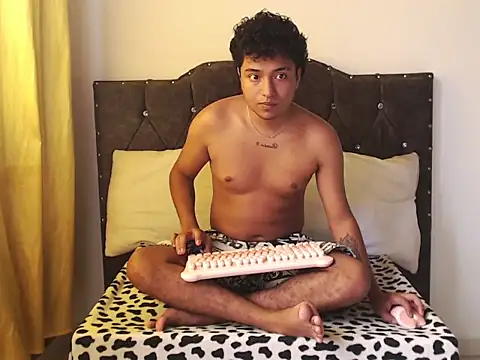 LiamANDJordan online show from 05-08-26, 07:28