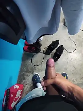 Scorpion05  online show from 02-04-26, 09:32