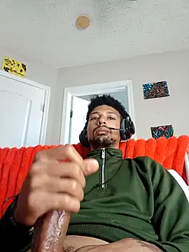 Snapshot of BigPrettyDick777 chatting on 01-07-26, 03:50 BigPrettyDick777 online show from 01-07-26, 03:50