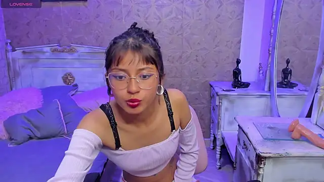 Snapshot of Noa_clk chatting on 03-21-26, 01:51 Noa clk online show from 03-21-26, 01:51