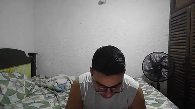 axel jhones  online show from 11-04-25, 10:46