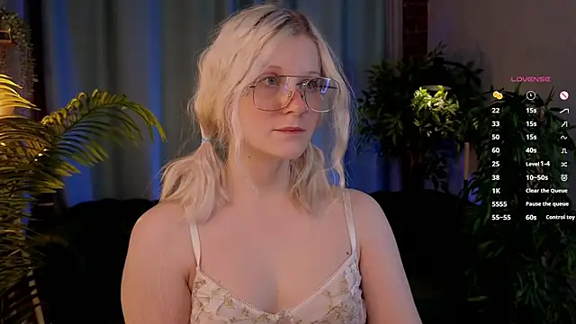 ShineJoan online show from 11-12-25, 09:29