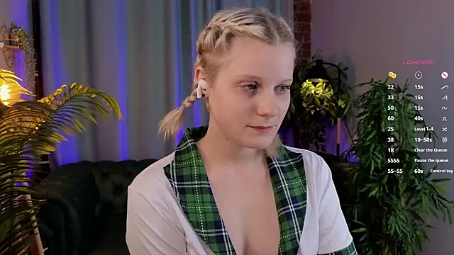 ShineJoan online show from 11-11-25, 11:09