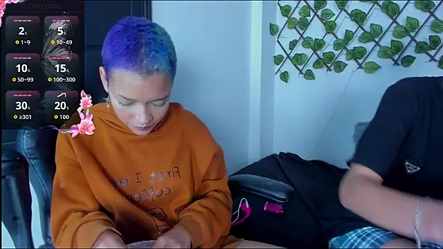 Liam Anny online show from 11-24-25, 01:33