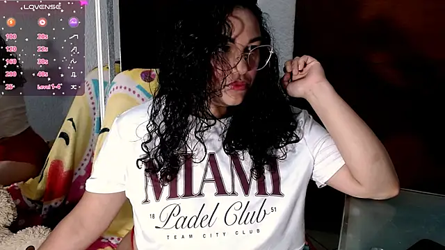 mira cherry02 online show from 11-11-25, 01:33