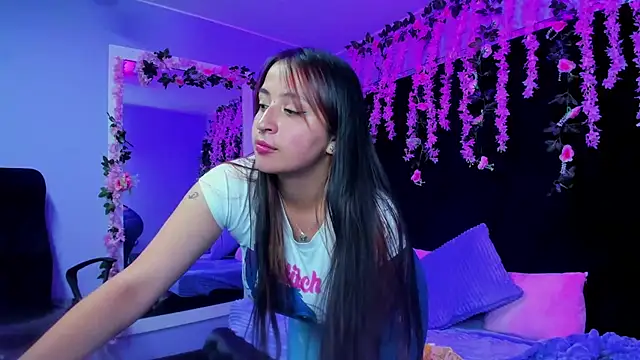 Gabyy Cooper  online show from 11-06-25, 02:26