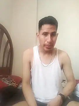 Niyorquino26 online show from 10-22-25, 03:44