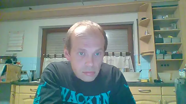 tommy3300 online show from 12-22-25, 06:13