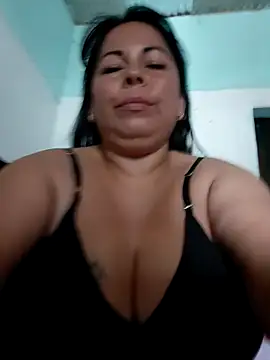 mother2-divorced online show from 10-23-25, 01:43