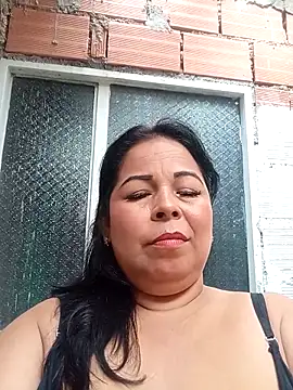 mother2-divorced online show from 12-20-25, 01:14