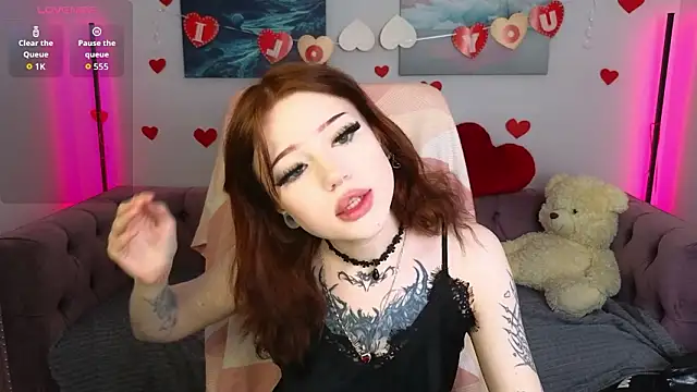 Emma Kirks online show from 02-22-26, 03:24