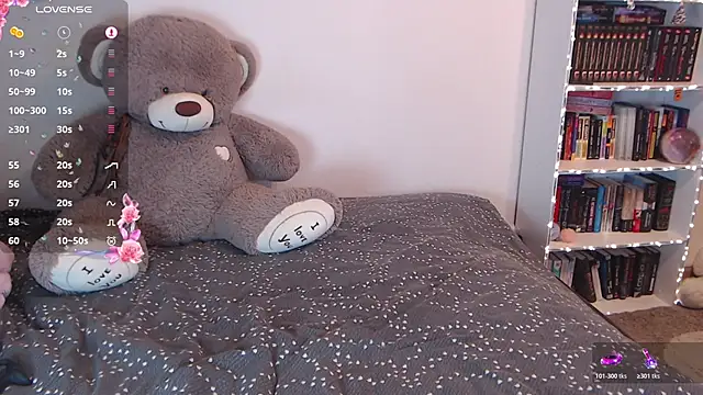 GwenSummers online show from 04-22-26, 06:25
