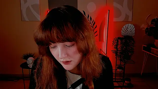 Snapshot of CiriceFreeman chatting on 10-30-25, 07:39 CiriceFreeman online show from 10-30-25, 07:39