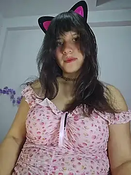 Snapshot of Kitty_Kalifa chatting on 06-21-26, 01:11 Kitty Kalifa online show from 06-21-26, 01:11