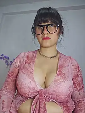 Snapshot of Kitty_Kalifa chatting on 06-13-26, 09:24 Kitty Kalifa online show from 06-13-26, 09:24