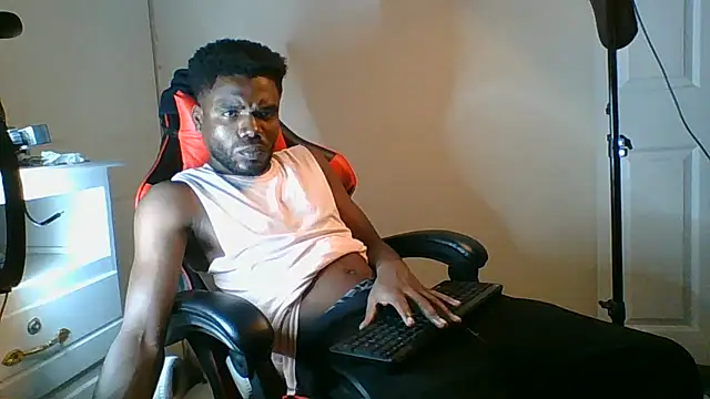 Suamyst 25 online show from 05-28-26, 04:42