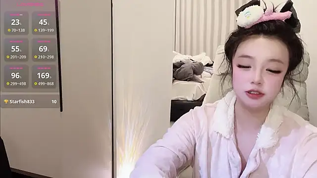 Follyise online show from 12-21-25, 03:14