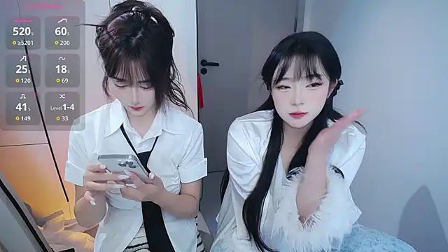 Follyise online show from 11-28-25, 02:17