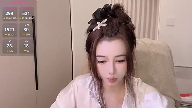 Follyise online show from 11-11-25, 12:00