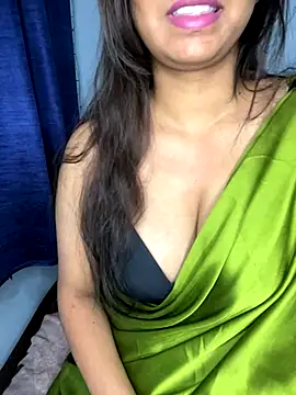 Cute Marina online show from 12-18-25, 05:56