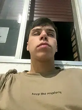 lucaaa 01 online show from 10-22-25, 06:35