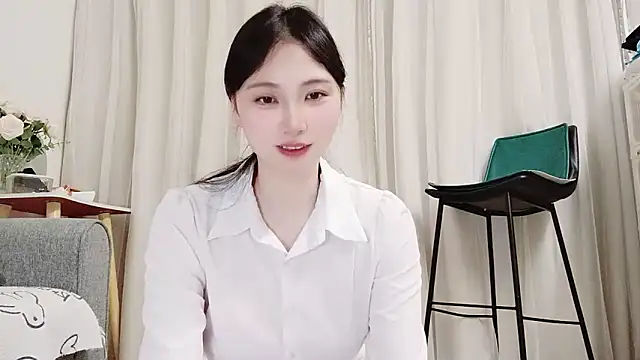 yuyan3929 online show from 04-02-26, 01:46