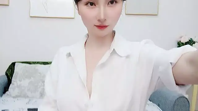 Snapshot of yuyan3929 chatting on 06-27-26, 12:22 yuyan3929 online show from 06-27-26, 12:22