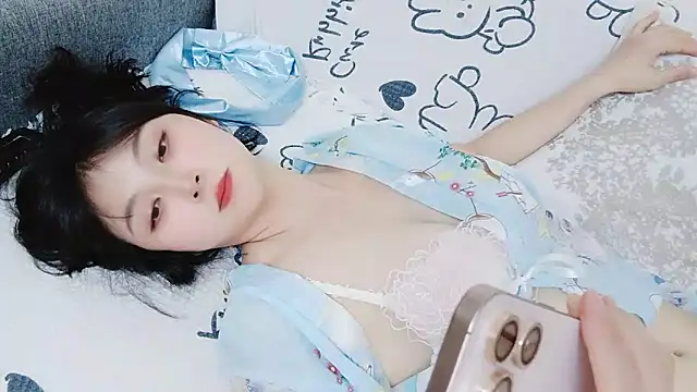 Snapshot of yuyan3929 chatting on 07-15-26, 12:34 yuyan3929 online show from 07-15-26, 12:34