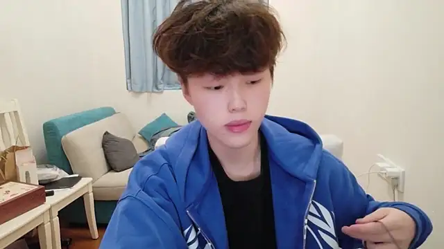 L1kuto online show from 02-10-26, 10:58