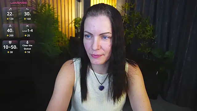 SofieMoons online show from 10-29-25, 02:05